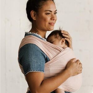 Solly Baby blush pink polkadot Stretch Wrap Carrier